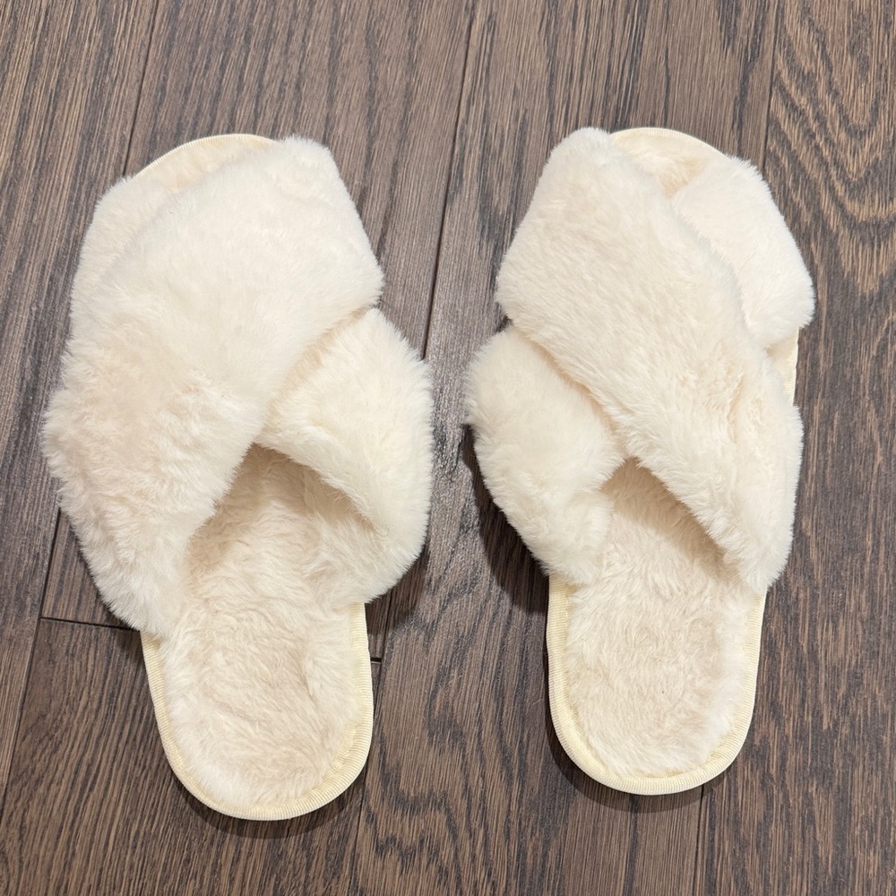 Women’s White Faux Fur Cross Band Slippers, Size 9.5 - 10